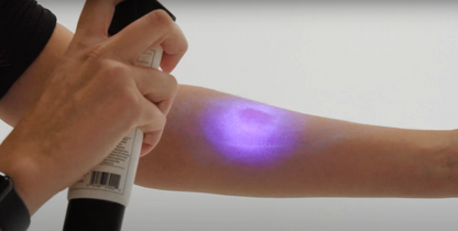 Sunscreen You Can See SPF 30 Mineral UV Flashlight